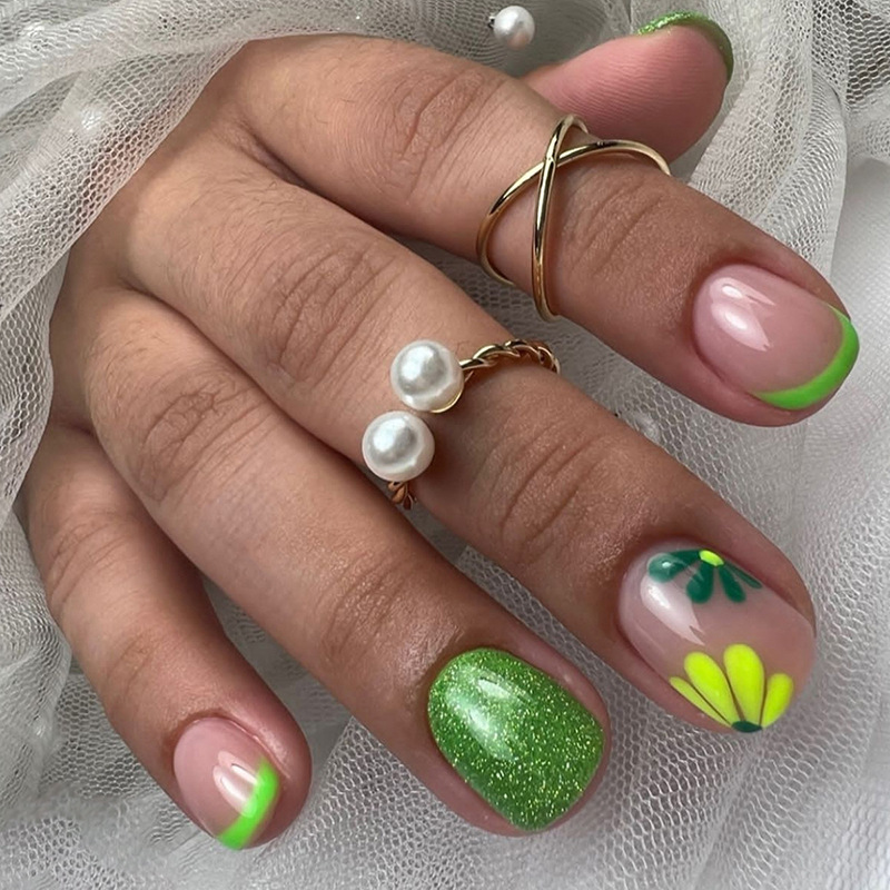 Nail Art Jelly - 24 Pezzi Unghie Finte Corte Stile