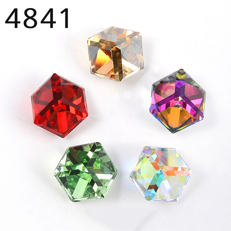 Nail Art Emerald - (1 pezzo) 4841 cubo di pietra