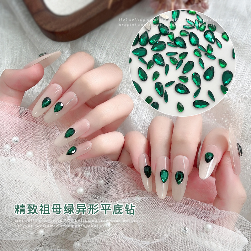 50 pezzi verde scuro con retro - Nail Art Emerald Green recensione e prezzo