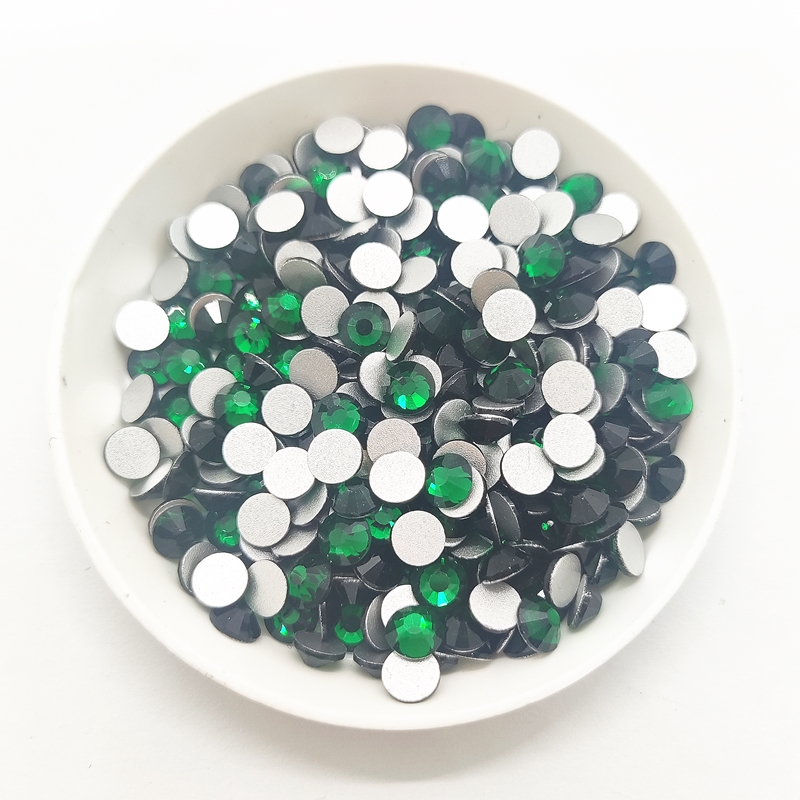 Tutte le dimensioni SS3-SS60 v - Nail Art Emerald Green recensione e prezzo